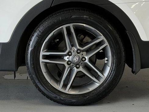 Used 2019 Hyundai Santa Fe XL FWD image 8