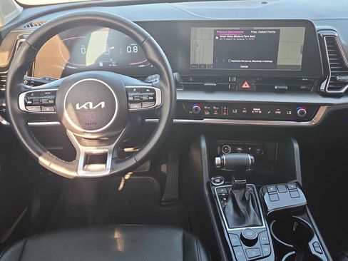 Used 2025 Kia Sportage EX FWD image 14