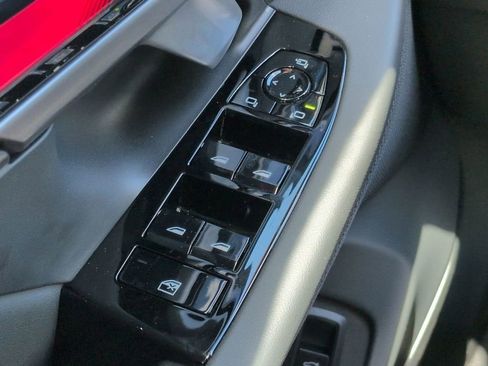 New 2026 BMW i5 eDrive40 w/ Premium Package image 25