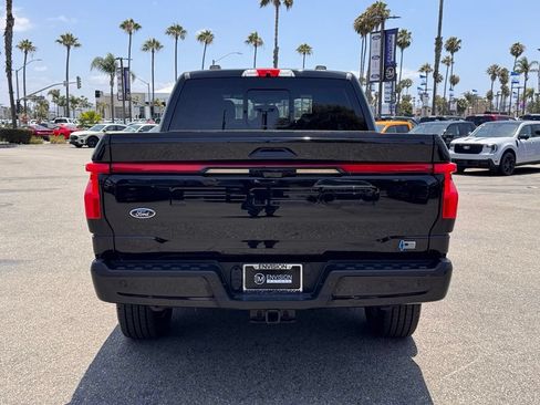 Certified 2022 Ford F150 Lightning Lariat AWD/4WD image 11