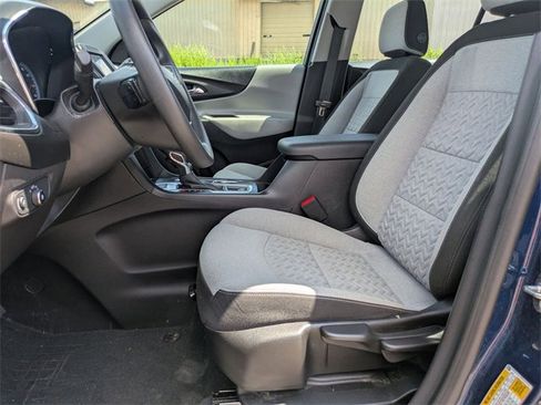 Used 2022 Chevrolet Equinox LS image 7