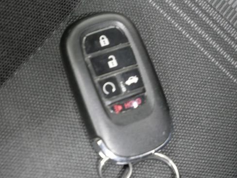 Used 2025 Honda Civic Sport image 26