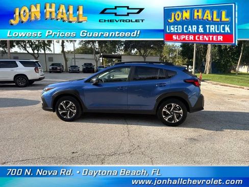 Used 2025 Subaru Crosstrek 2.5i Premium AWD/4WD image 4