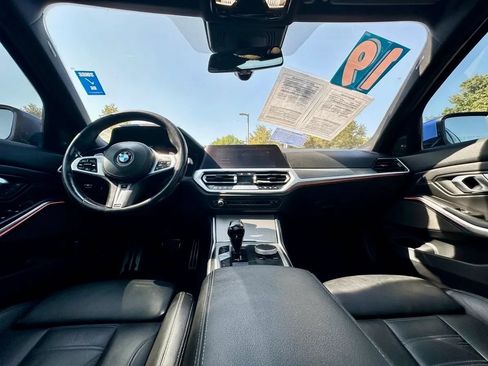 Used 2019 BMW 330i xDrive Sedan AWD/4WD image 14