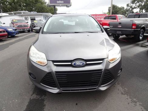 Used 2014 Ford Focus SE image 3