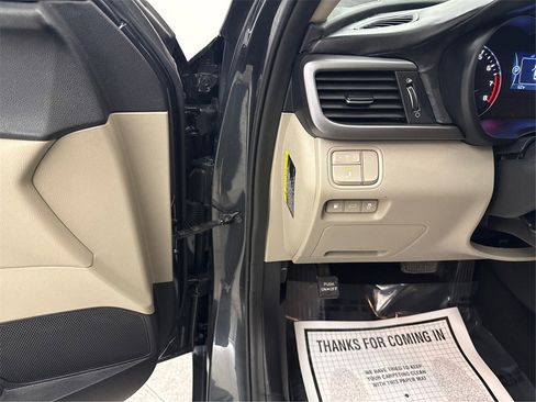 Used 2016 Kia Optima LX w/ LX Convenience Package image 40