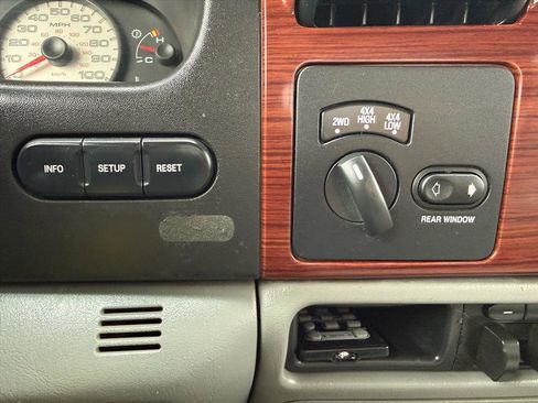 Used 2006 Ford F350 Lariat image 21