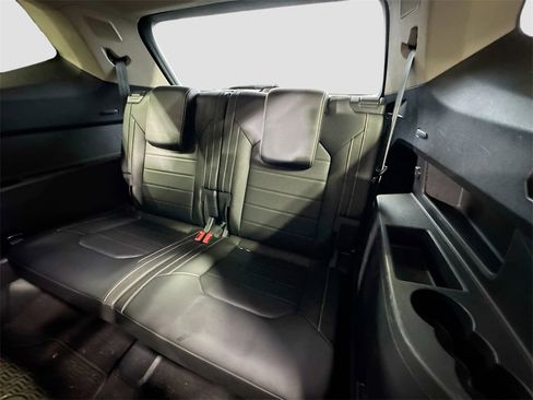 Used 2021 Volkswagen Atlas SEL Premium image 14