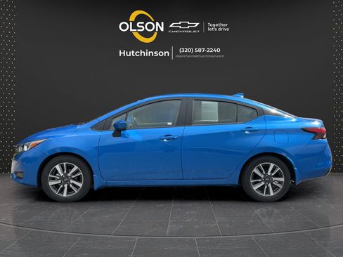 Used 2024 Nissan Versa SV w/ Trunk Package FWD image 10