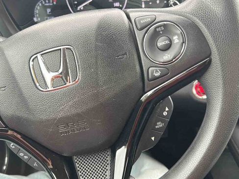 Used 2020 Honda HR-V EX image 24