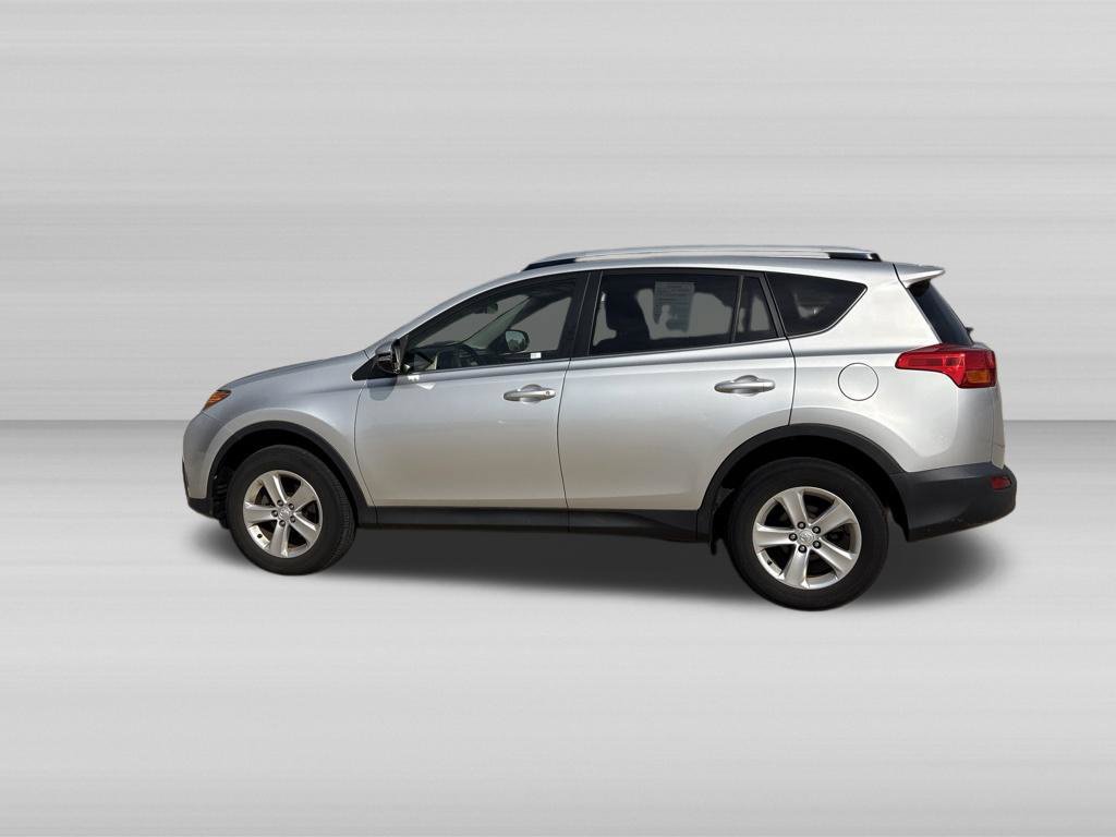 Used 2014 Toyota RAV4 XLE AWD/4WD image 6