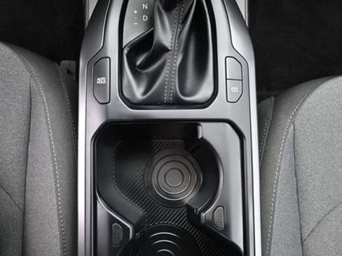 Used 2025 Kia K4 FWD image 24