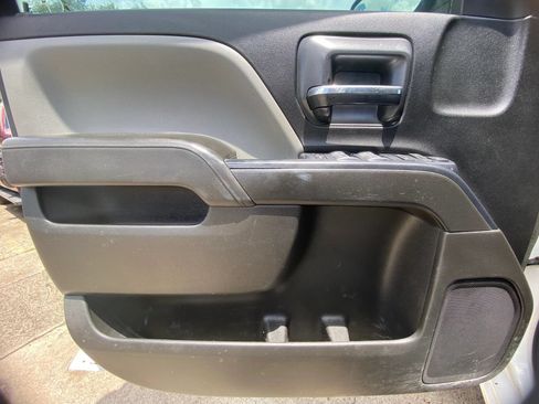 Used 2019 Chevrolet Silverado 1500 W/T w/ WT Convenience Package AWD/4WD image 18