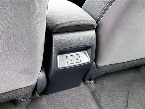 Used 2025 Toyota Corolla LE FWD image 33