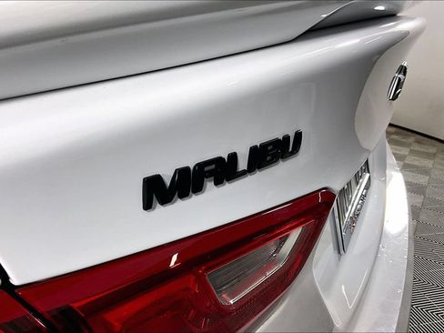 Used 2021 Chevrolet Malibu RS FWD image 30