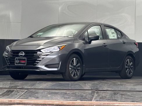 Used 2025 Nissan Versa SV w/ Trunk Package image 7