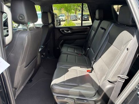 Used 2024 Chevrolet Tahoe LT w/ Luxury Package AWD/4WD image 13