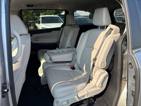 Used 2025 Honda Odyssey EX-L image 13