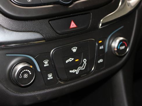 Used 2021 Chevrolet Equinox LT AWD/4WD image 25