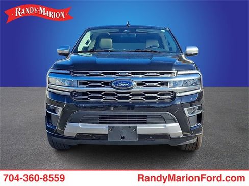 Used 2024 Ford Expedition Platinum image 2