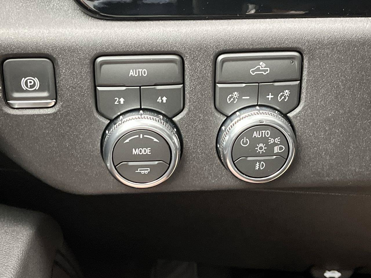 Used 2026 GMC Sierra 1500 Elevation AWD/4WD image 17
