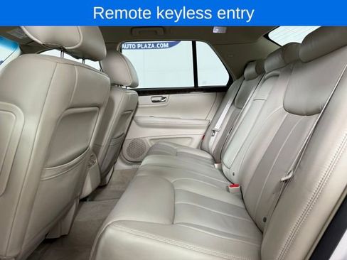 Used 2011 Cadillac DTS image 12