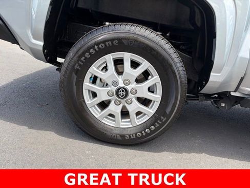 Used 2024 Toyota Tacoma SR w/ SR Upgrade Package AWD/4WD image 7