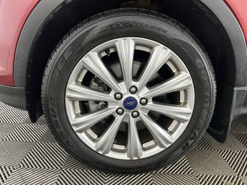 Used 2017 Ford Escape Titanium AWD/4WD image 34