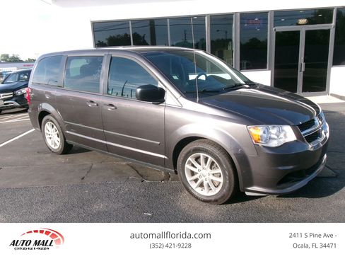 Used 2016 Dodge Grand Caravan American Value Package w/ UConnect Hands-Free Group FWD image 1