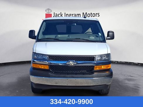 Used 2024 Chevrolet Express 3500 LT w/ LT Preferred Equipment Group image 8