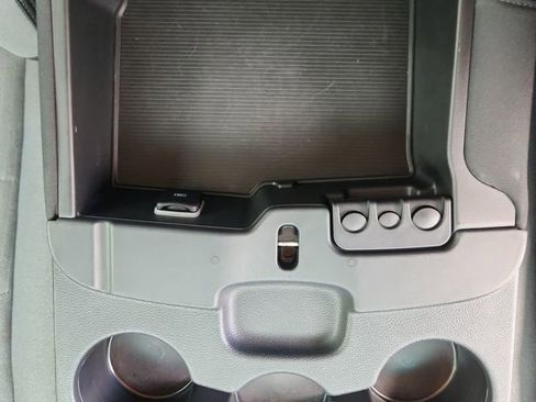 Used 2019 RAM 2500 Big Horn image 26