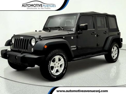 Used 2017 Jeep Wrangler Unlimited Sport w/ Connectivity Group AWD/4WD image 1