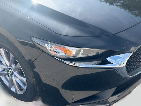 Used 2021 MAZDA MAZDA3 s FWD image 33