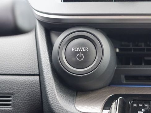 Used 2023 Toyota Prius XLE image 25