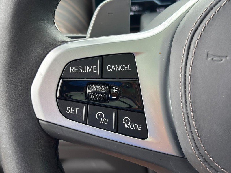 Used 2025 BMW X7 xDrive40i w/ M Sport Package AWD/4WD image 20