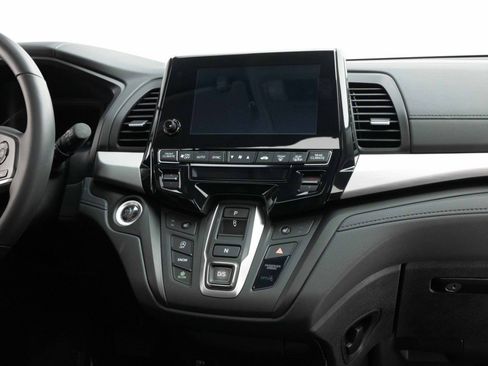 Used 2024 Honda Odyssey EX-L image 16
