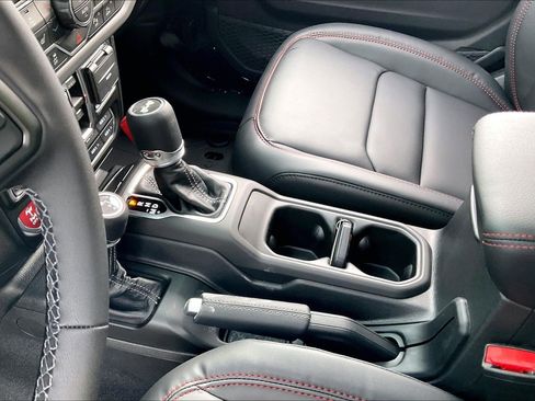 New 2026 Jeep Wrangler Unlimited Rubicon image 8