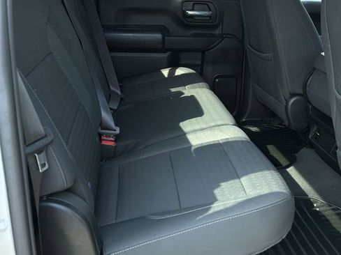 Used 2024 Chevrolet Silverado 2500 Custom w/ Custom Value Package image 33