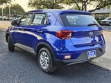 New 2025 Hyundai Venue SE image 3