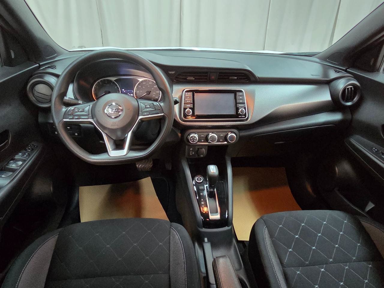 Used 2020 Nissan Kicks S FWD image 19