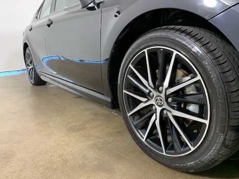 Used 2023 Toyota Camry SE image 34