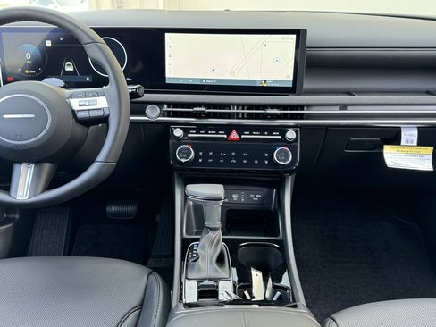 New 2025 Hyundai Santa Cruz Limited image 7