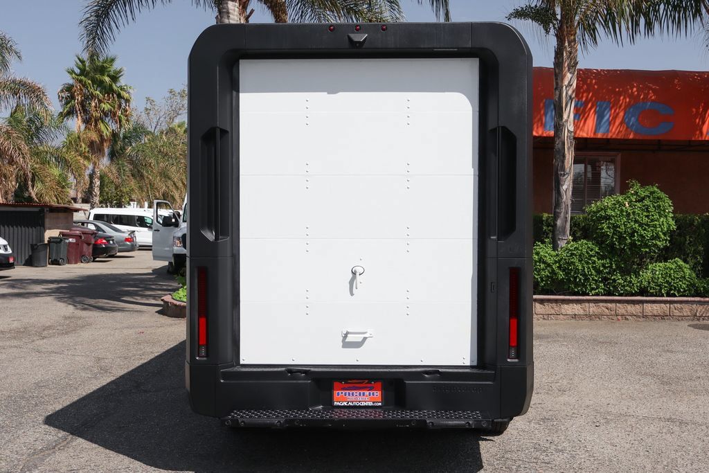 Used 2024 Chevrolet Brightdrop 600 w/ Commercial Equipment Package AWD/4WD image 7
