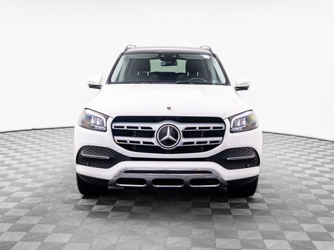 Used 2023 Mercedes-Benz GLS 450 4MATIC image 9