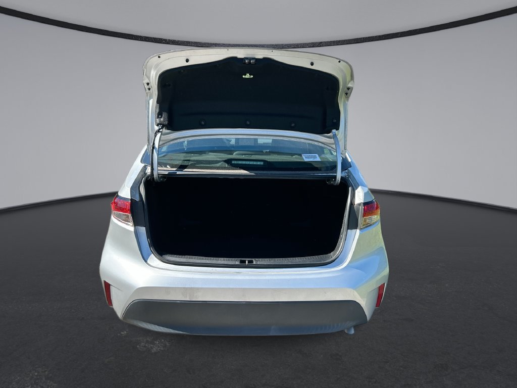 Used 2023 Toyota Corolla LE FWD image 29