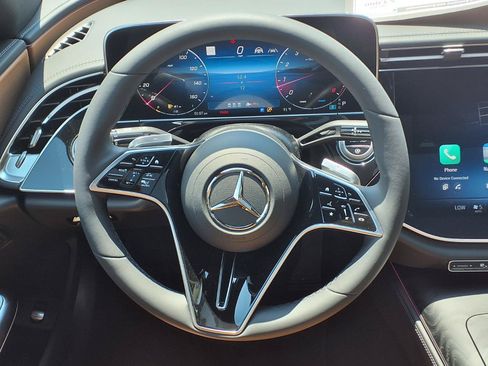 New 2026 Mercedes-Benz E 350 4MATIC Sedan image 25