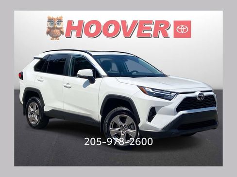 Used 2025 Toyota RAV4 XLE FWD image 1