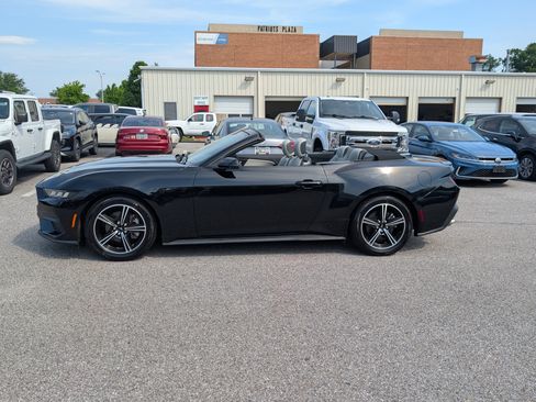 Used 2024 Ford Mustang Premium RWD image 6