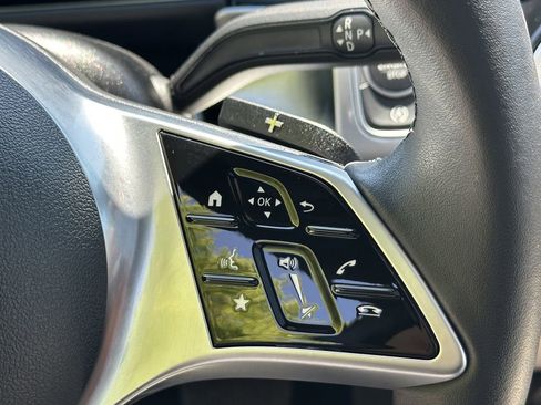 Certified 2025 Mercedes-Benz GLB 250 image 29