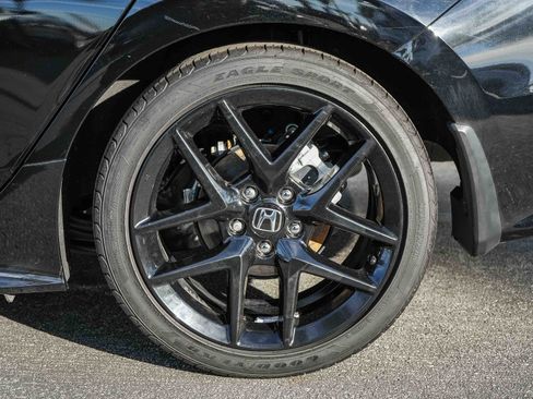 Used 2025 Honda Civic Sport image 12